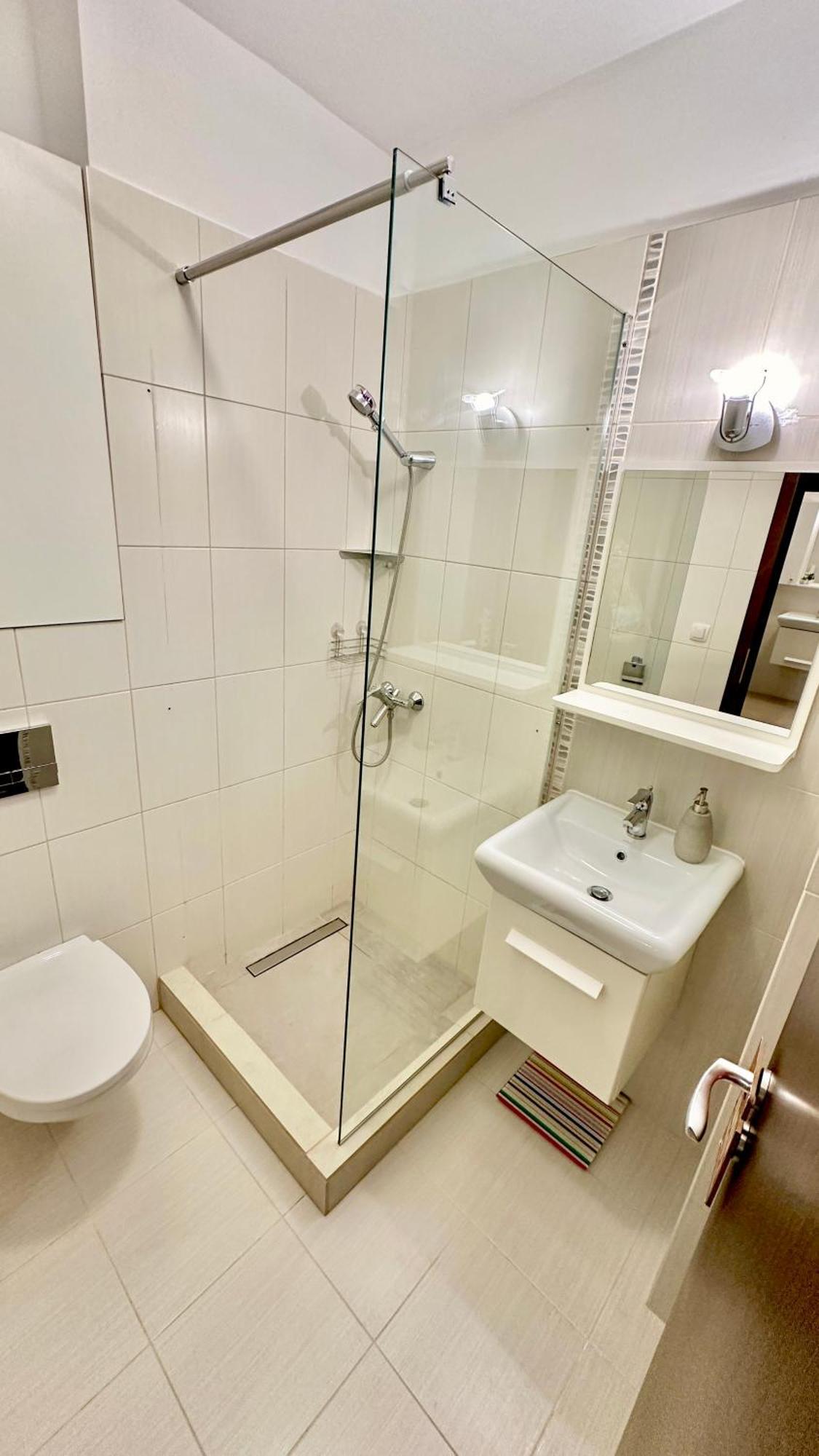 Bonjour Residence With Terrace And Parking Κλουζ-Ναπόκα Εξωτερικό φωτογραφία